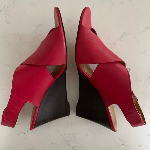 Coach Rosanne Wedge Manmade Cross Strap Sandal Turnlock Gold Hard Red Brown 9.5B - Picture 6 of 13